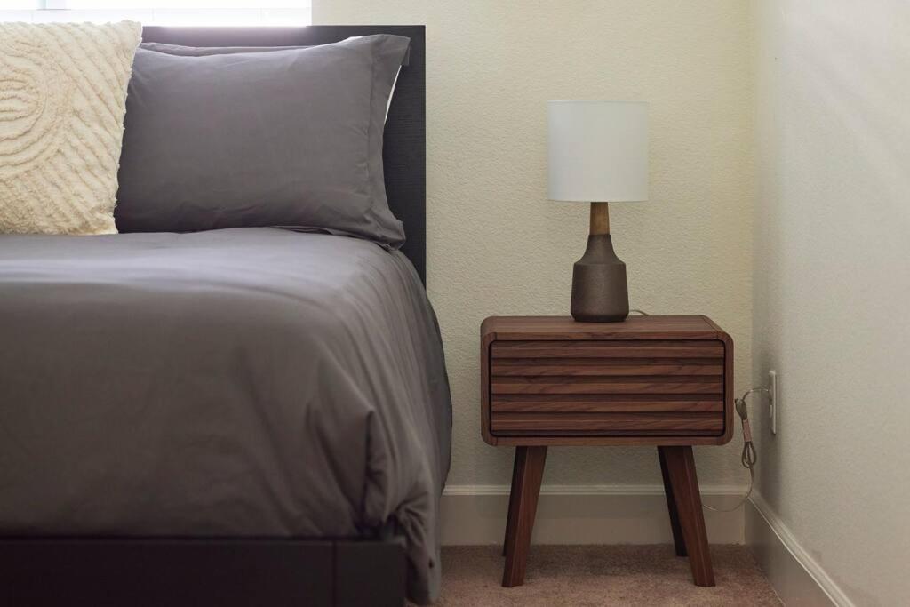 New Upscale House, Tahoe 30-Min W/ Cal King Reno Eksteriør billede